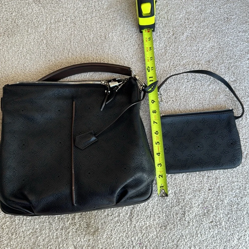 Louis Vuitton Black Hobo Bag - Picture 3 of 13